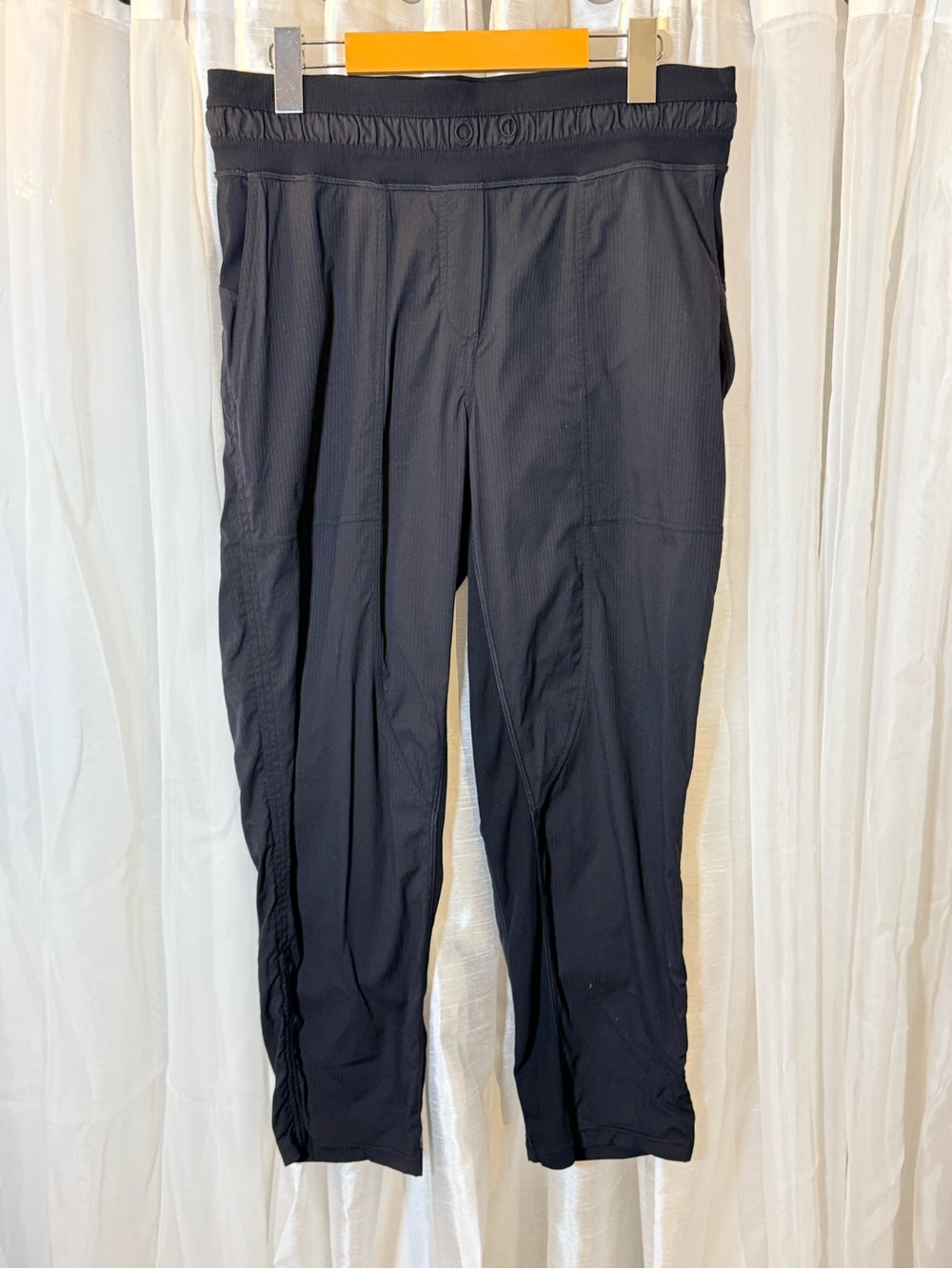 lululemon athletica Women's Black Jogger Sweatpants